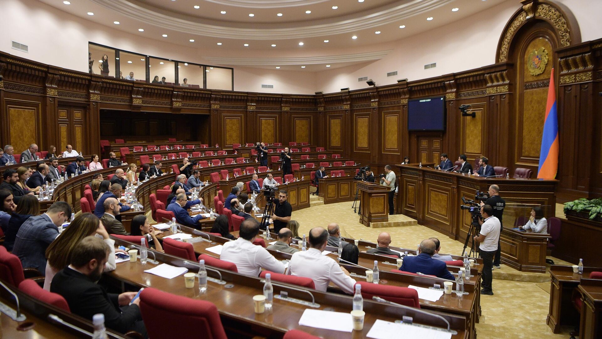 На заседании парламента Армении в Ереване - РИА Новости, 1920, 15.09.2022
