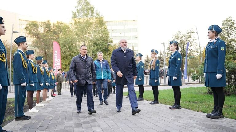 В Новокузнецке открыли стелу Город трудовой доблести