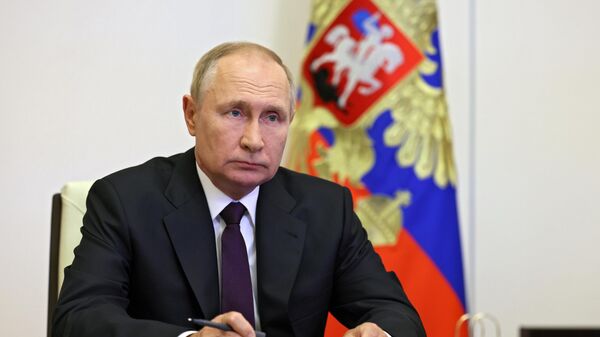  Президент РФ Владимир Путин принимает участие в режиме видеоконференции во внеочередном заседании Совета коллективной безопасности ОДКБ 