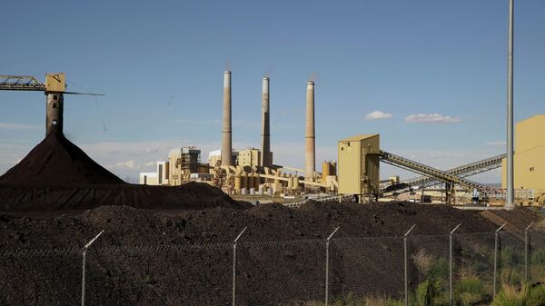 Угольная электростанция в Касл-Дейле, штат Юта