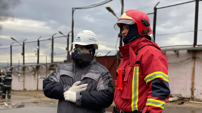 Тушение пожара на предприятии АО Кольская ГМК в Мончегорске