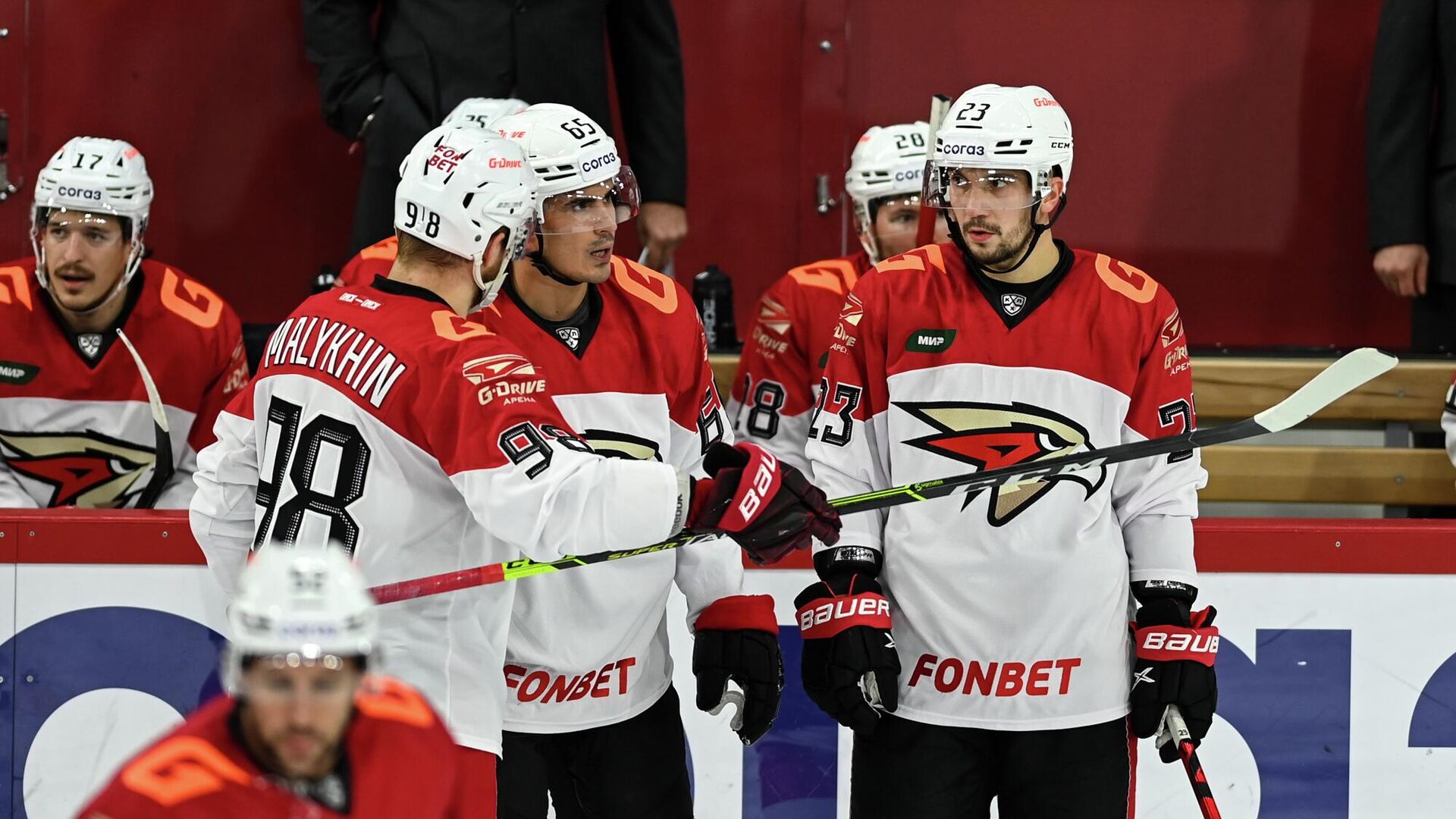 Хоккеисты Авангарда - РИА Новости, 1920, 20.03.2025