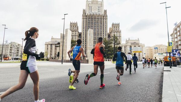Участники Московского марафона