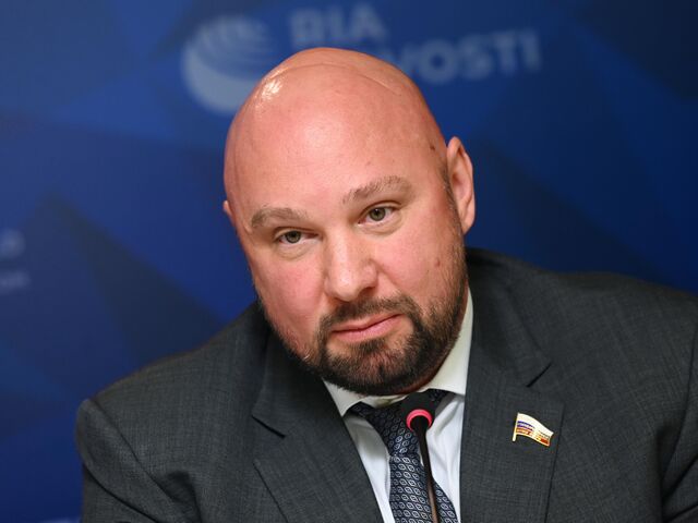 Первый заместитель председателя Комитета Госдумы РФ по строительству и ЖКХ Владимир Кошелев 