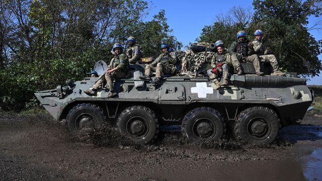 Украинские военные в Новоселовке