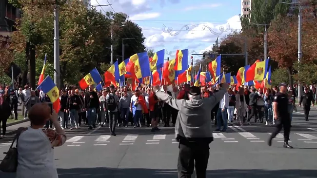 Жители Молдавии протестуют против роста цен