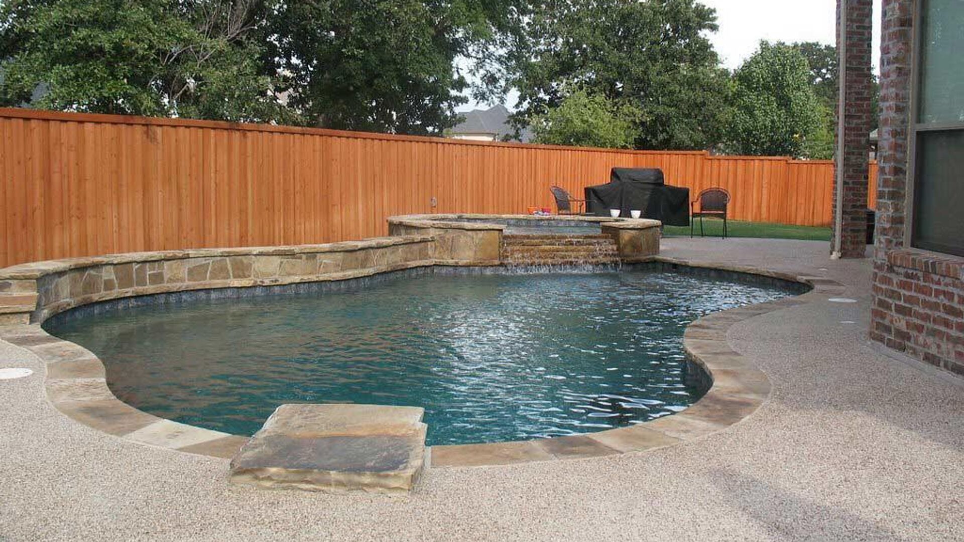 Как правильно сделать бассейн на даче своими руками — Строительство и ремонт