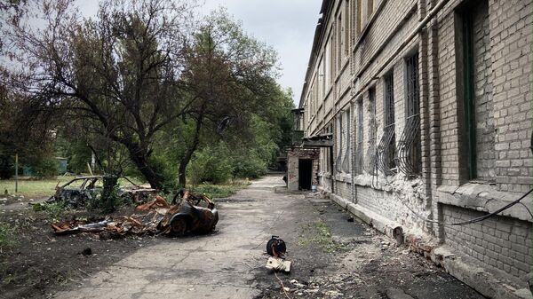 Последствия обстрела в Ясиноватой со стороны украинских войск
