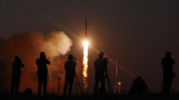 Запуск ракеты-носителя Союз-2.1а с транспортным пилотируемым кораблем Союз МС-22 с космодрома Байконур