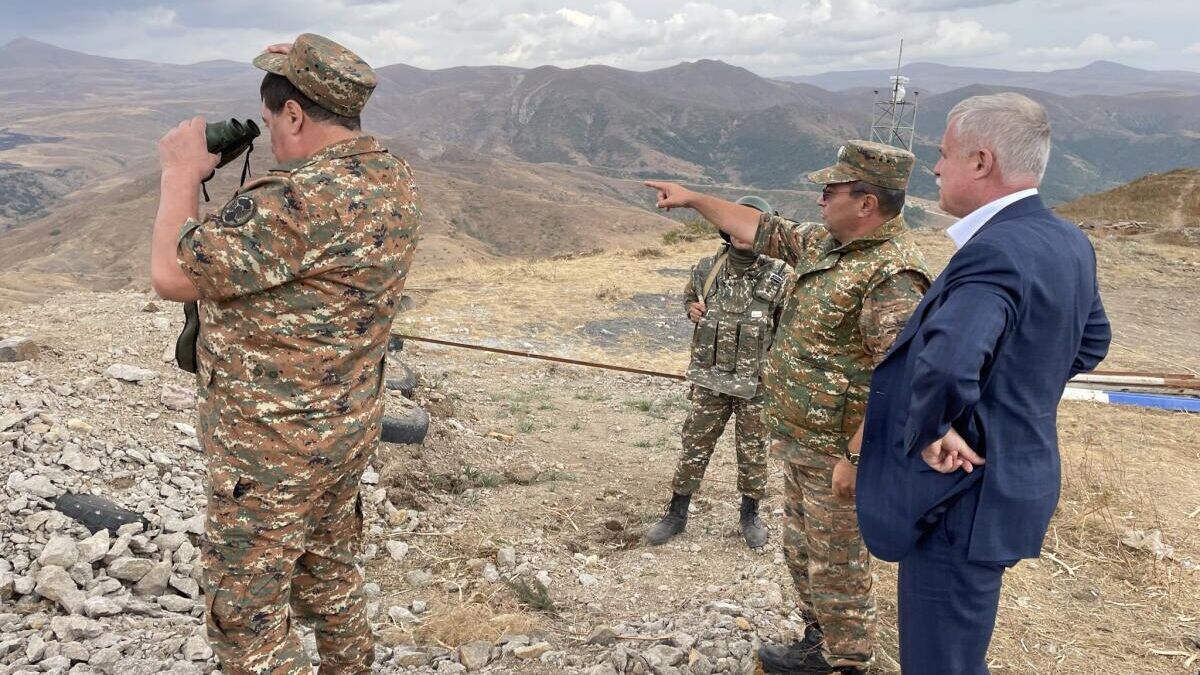 Генсек ОДКБ Станислав Зась посетил приграничный район Вайоцдзорской области, Армения - РИА Новости, 1920, 27.09.2022