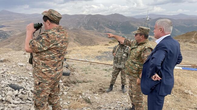 Генсек ОДКБ Станислав Зась посетил приграничный район Вайоцдзорской области, Армения