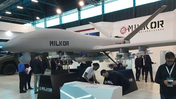 Разведывательно-ударный беспилотник Milkor 380 производства ЮАР на выставке в Претории