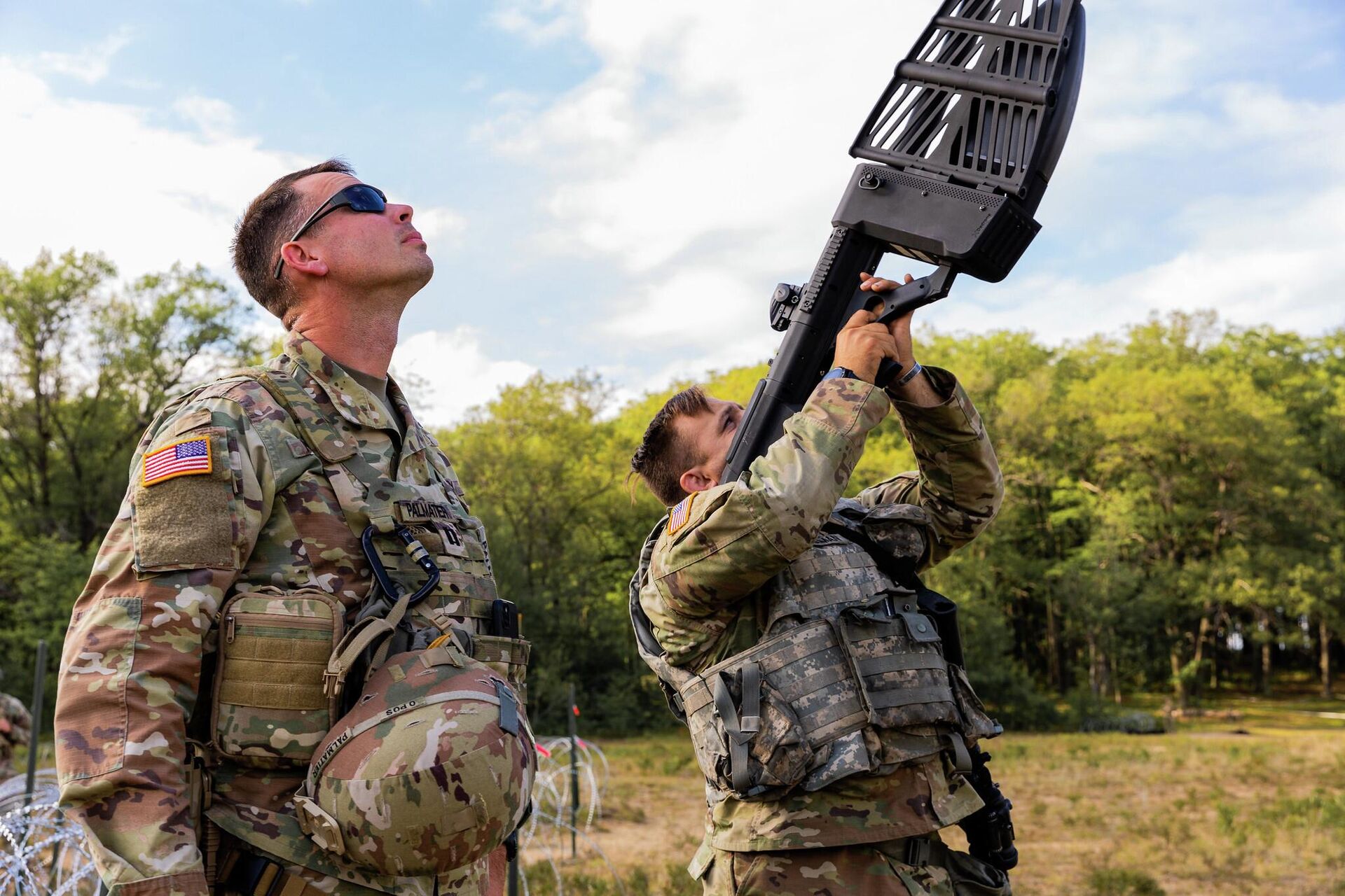 Американское противодроновое ружье DroneDefender - РИА Новости, 1920, 23.09.2022