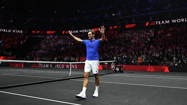 Швейцарский теннисист Роджер Федерер в прощальном матче