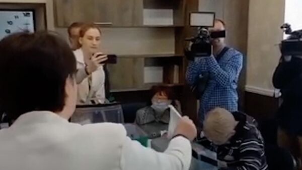 Глава Мелитополя Галина Данильченко проголосовала на референдуме