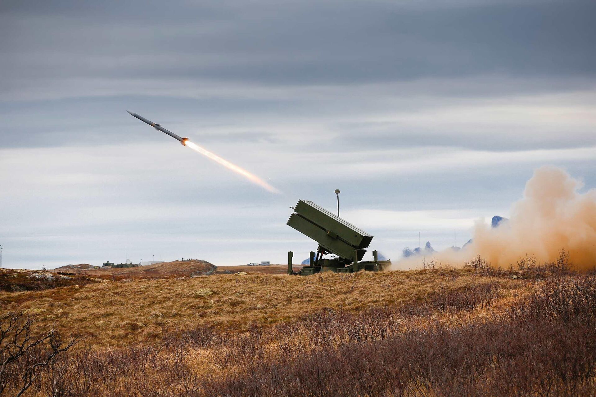 Передвижной норвежский зенитный ракетный комплекс NASAMS - РИА Новости, 1920, 13.11.2024