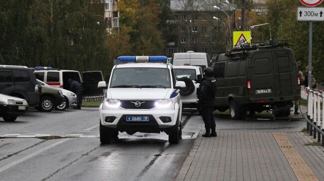 Сотрудники правоохранительных органов