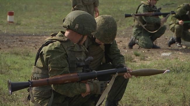 Боевое слаживание мобилизованных и добровольцев на полигонах