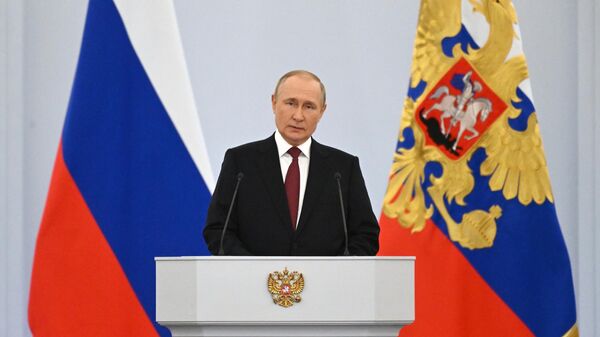 Президент Владимир Путин на церемонии подписания договоров о вхождении в Россию ДНР,  ЛНР, Запорожской и Херсонской областей в Кремле