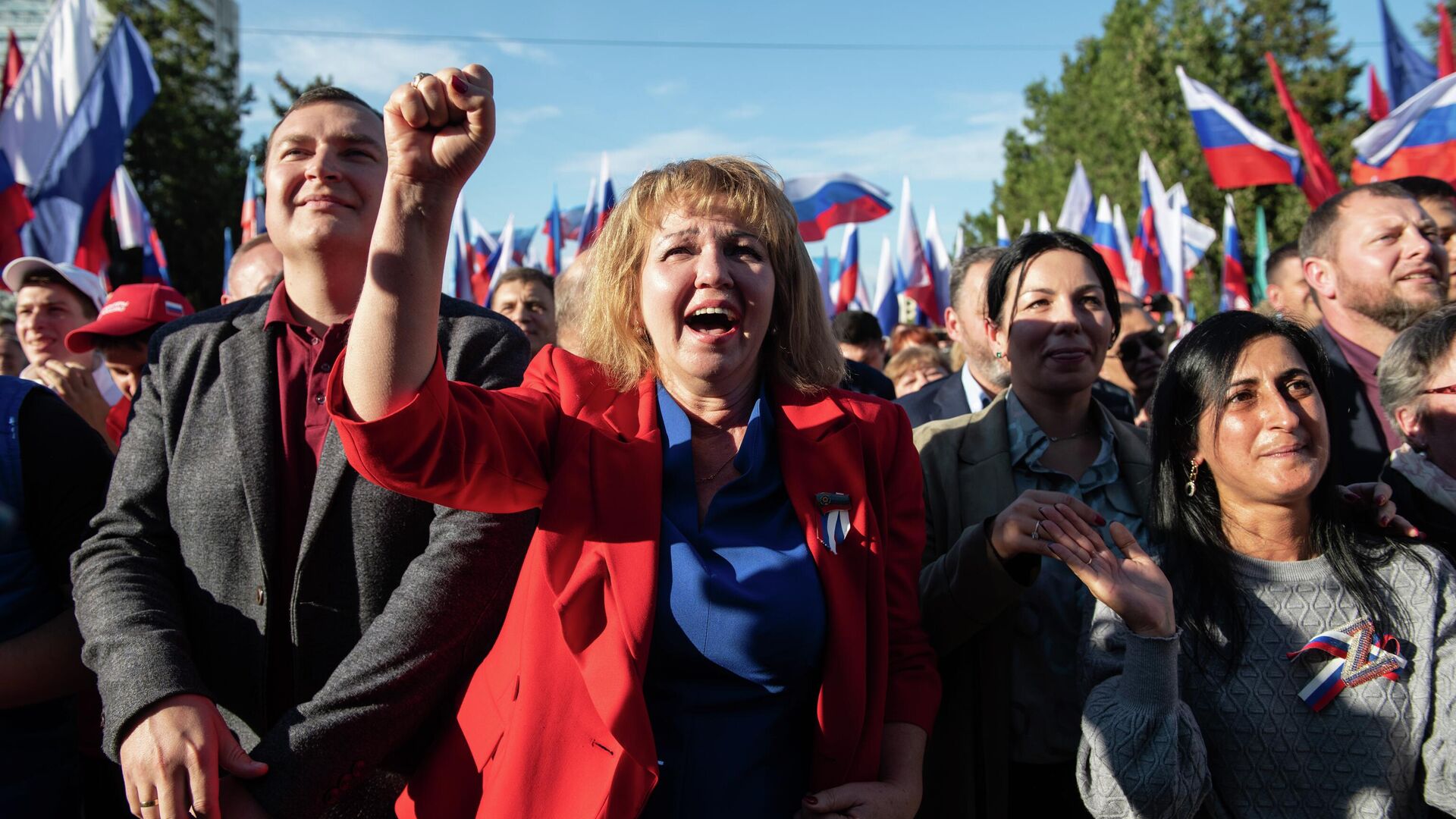 Празднование вхождения Луганской народной республики в состав России в Луганске - РИА Новости, 1920, 30.09.2022