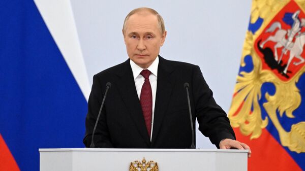 Президент РФ Владимир Путин выступает на церемонии подписания договоров о вхождении в РФ ДНР, ЛНР, Запорожской и Херсонской областей