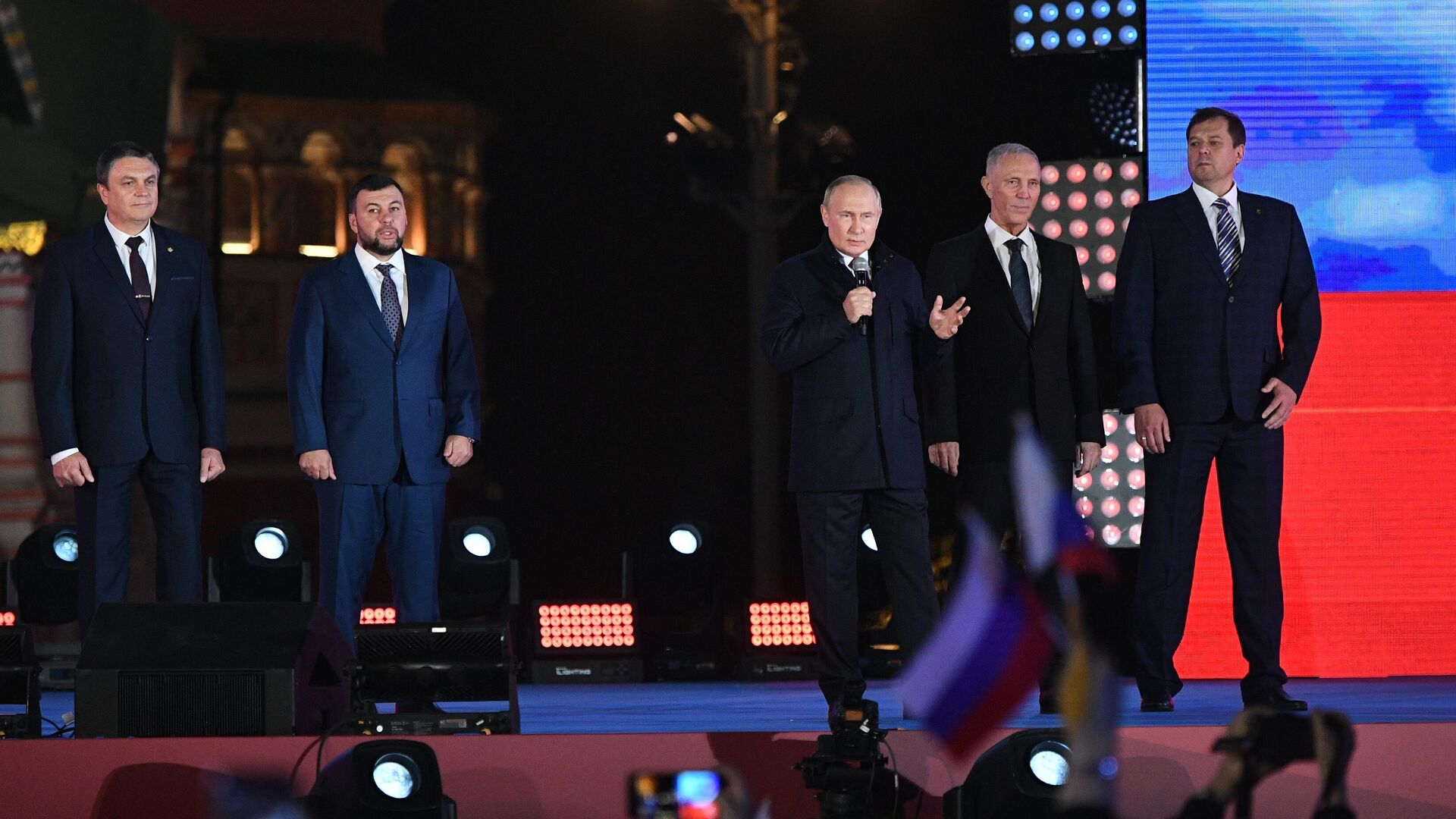 Президент РФ Владимир Путин выступает на митинге-концерте в поддержку присоединения к России ЛНР, ДНР, Херсонской и Запорожской областей - РИА Новости, 1920, 30.09.2022