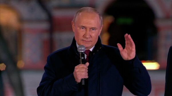 Выступление Путина на Красной площади в честь присоединения новых регионов к России