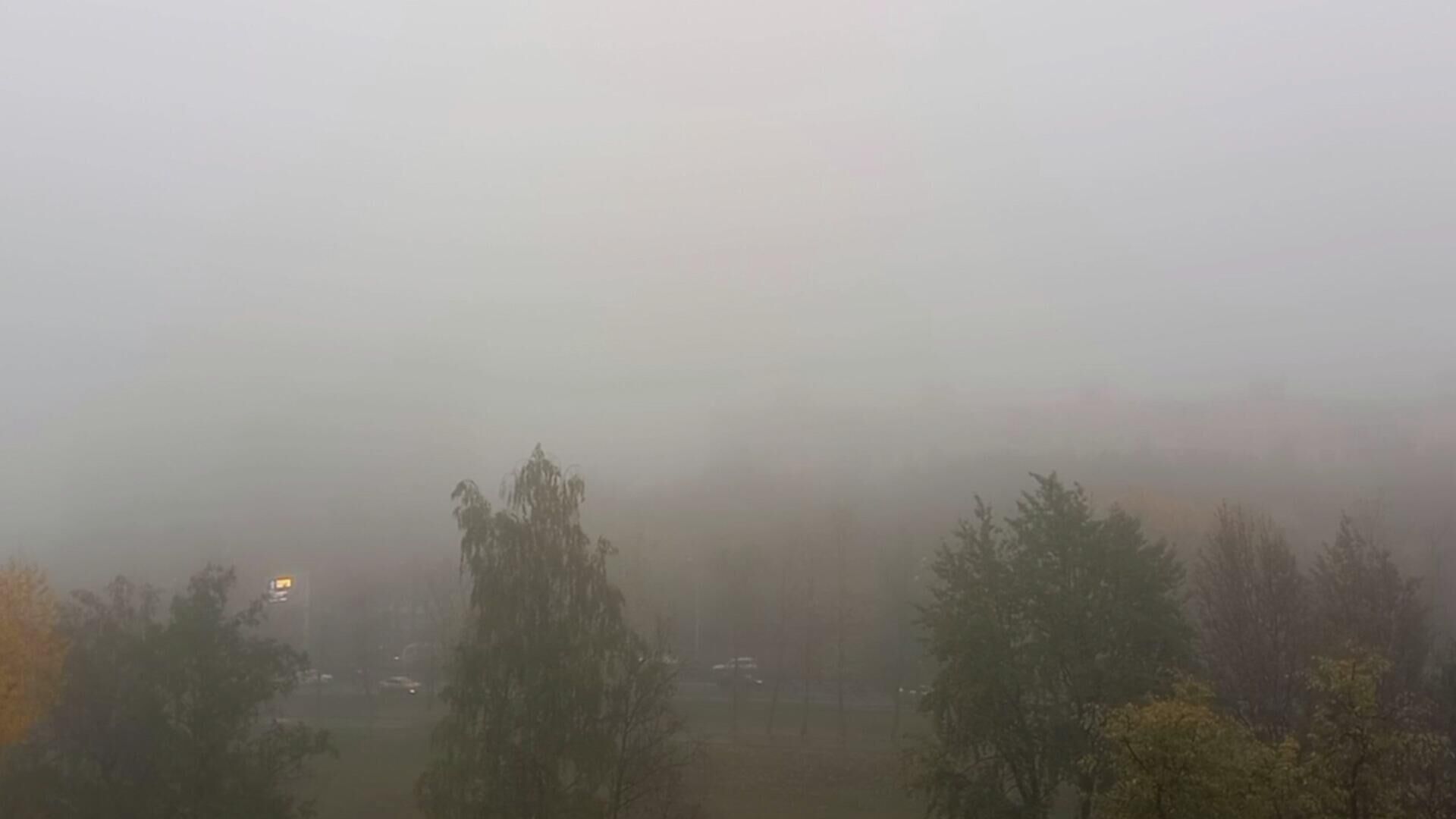 Москву накрыл густой туман - РИА Новости, 1920, 01.10.2022
