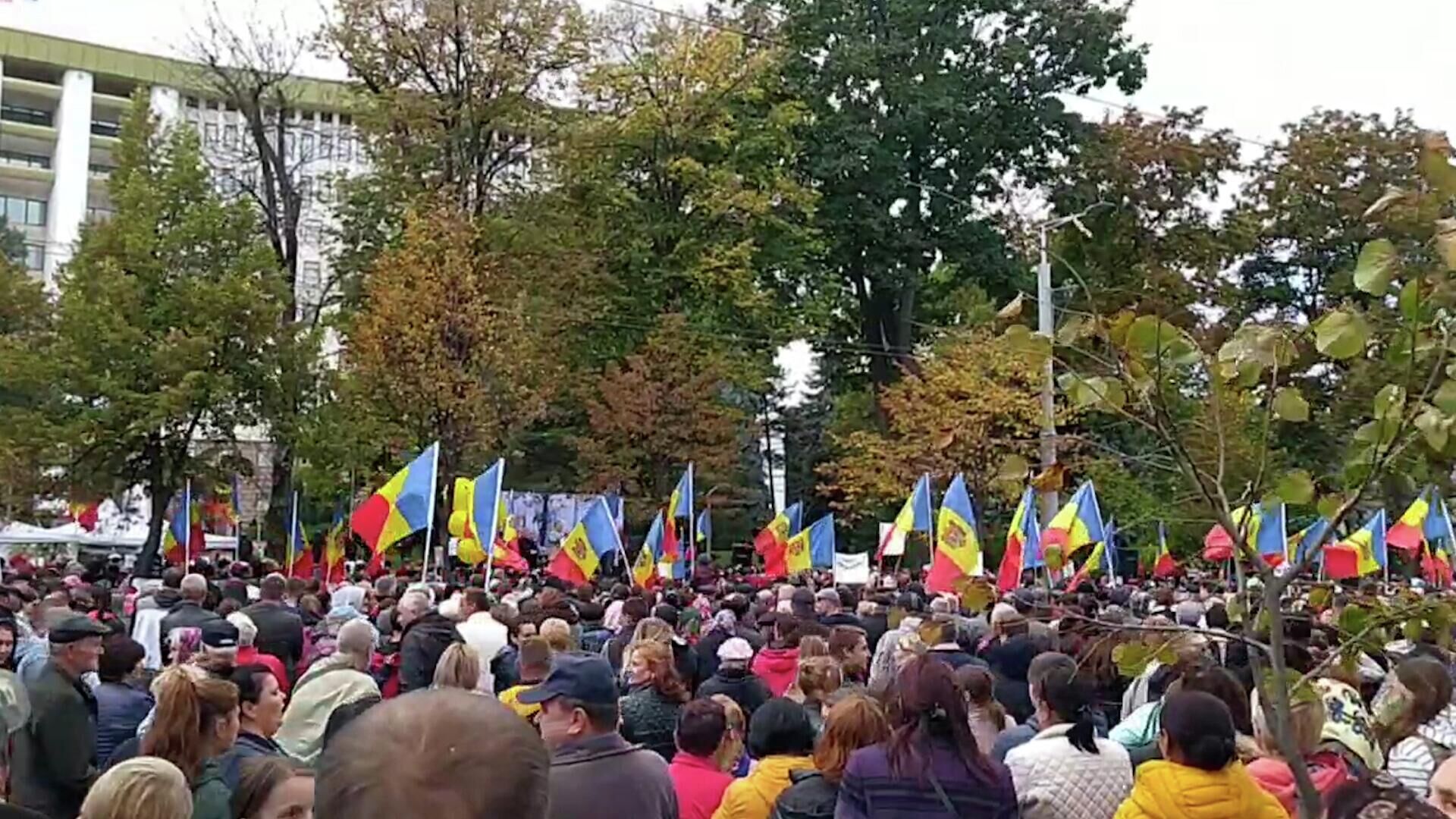 Многотысячная акция протеста оппозиции в Кишиневе - РИА Новости, 1920, 02.10.2022