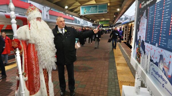 РЖД представили Поезд Деда Мороза, который отправится в рейс по 100 городам России