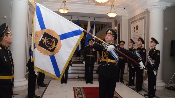 Церемония вручения штандарта командующему Черноморским флотом вице-адмиралу Виктору Соколову