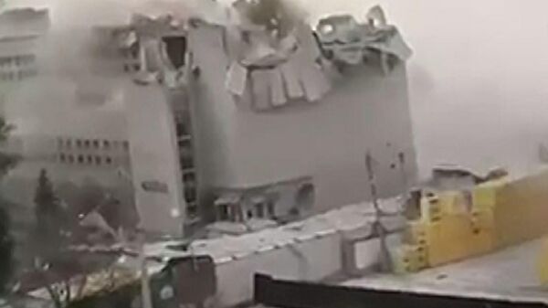Взрывы в центре Киева. Видео очевидцев и с камер наблюдения