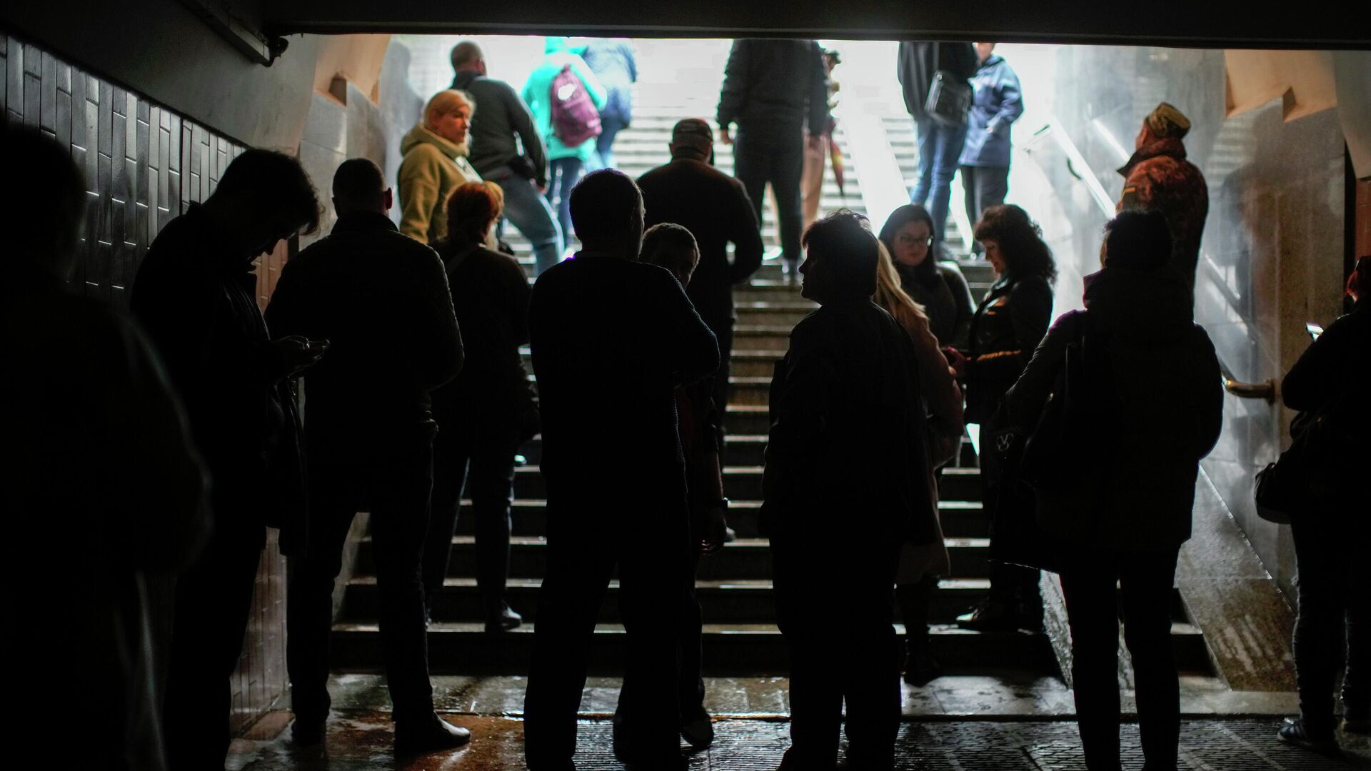 Люди толпятся на станции метро - РИА Новости, 1920, 19.01.2023