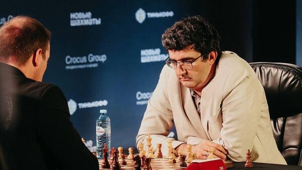 Российский гроссмейстер Владимир Крамник на турнире Шахматные звезды