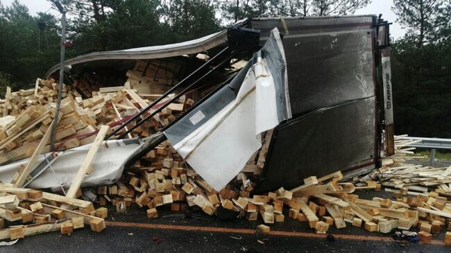 На месте ДТП на автодороге Р-22 Москва-Астрахань в Борисоглебском районе