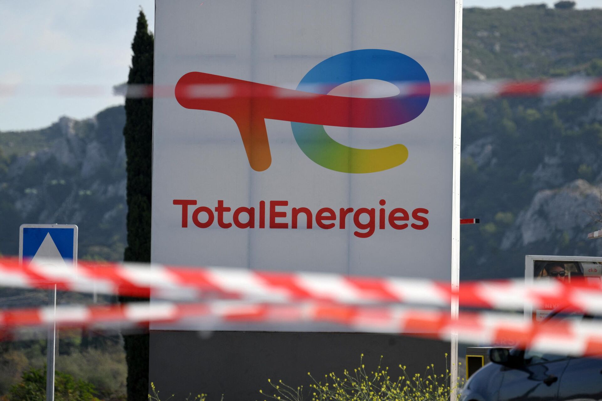 Закрытая АЗС TotalEnergies неподалеку от Марселя, Франция  - РИА Новости, 1920, 12.10.2022