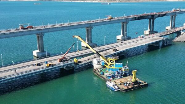 Работы на Крымском мосту