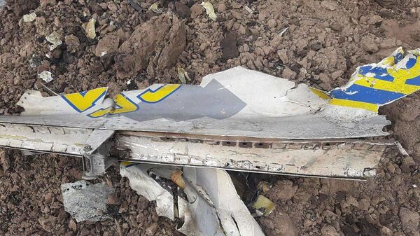 Обломки украинского самолета. Архивное фото