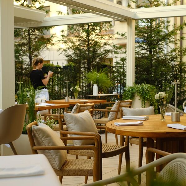 Веранда ресторана Artest Веранда ресторана Artest