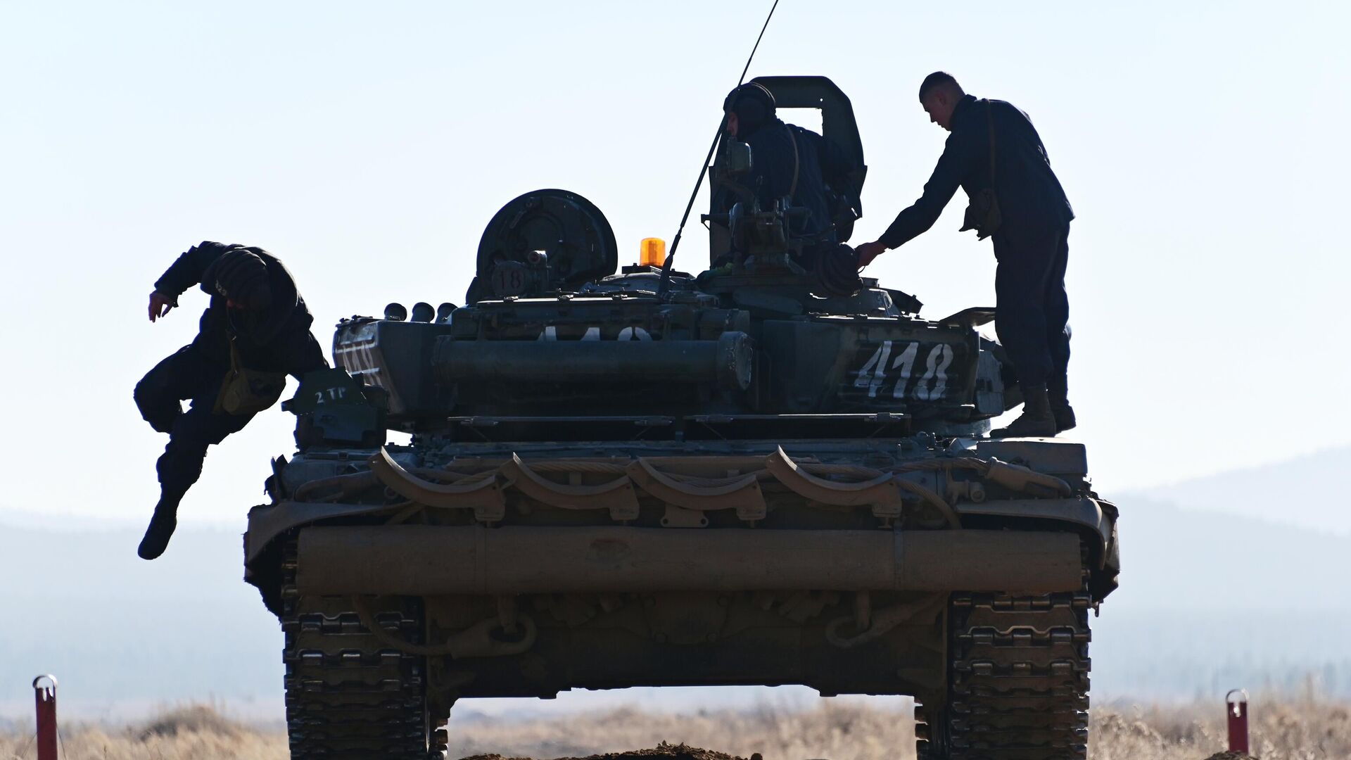 Военнослужащие из числа мобилизованных на занятиях по военной подготовке - РИА Новости, 1920, 21.10.2022