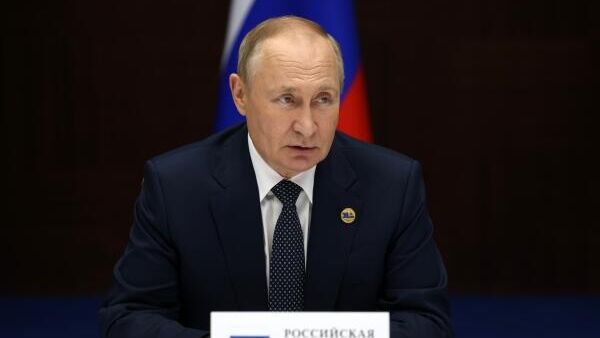 LIVE: Пресс-конференция Владимира Путина в Астане
