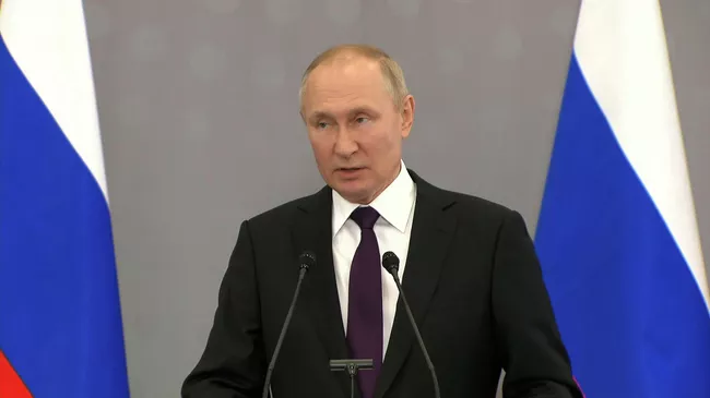 Путин об отмене украинского языка: Мы не должны вести себя таким же образом