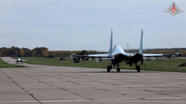 Боевые вылеты экипажей многоцелевых истребителей Су-30СМ