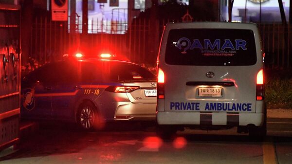 Автомобили полиции и скорой помощи в Таиланде
