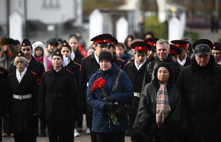 Участники мероприятия, посвященного 20-й годовщине со дня трагических событий захвата террористами мирных людей на мюзикле Норд-Ост в Театральном центре на Дубровке