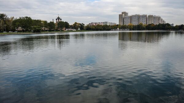 Останкинский пруд в Москве