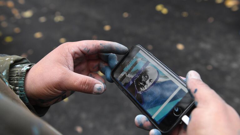 Роспись трансформаторных подстанций граффити