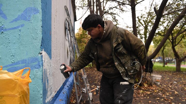 Роспись трансформаторных подстанций граффити