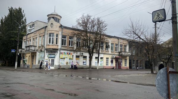 Центральная часть города Токмак Запорожской области. Архивное фото