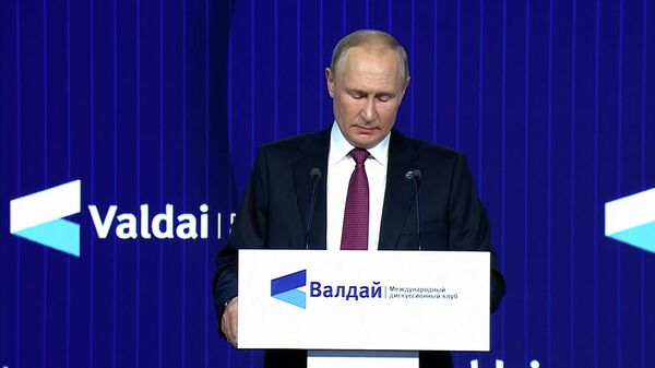 Путин: Россия не бросает вызов западным элитам 